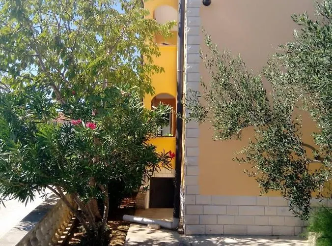 M&m * ゴルニ・カリン